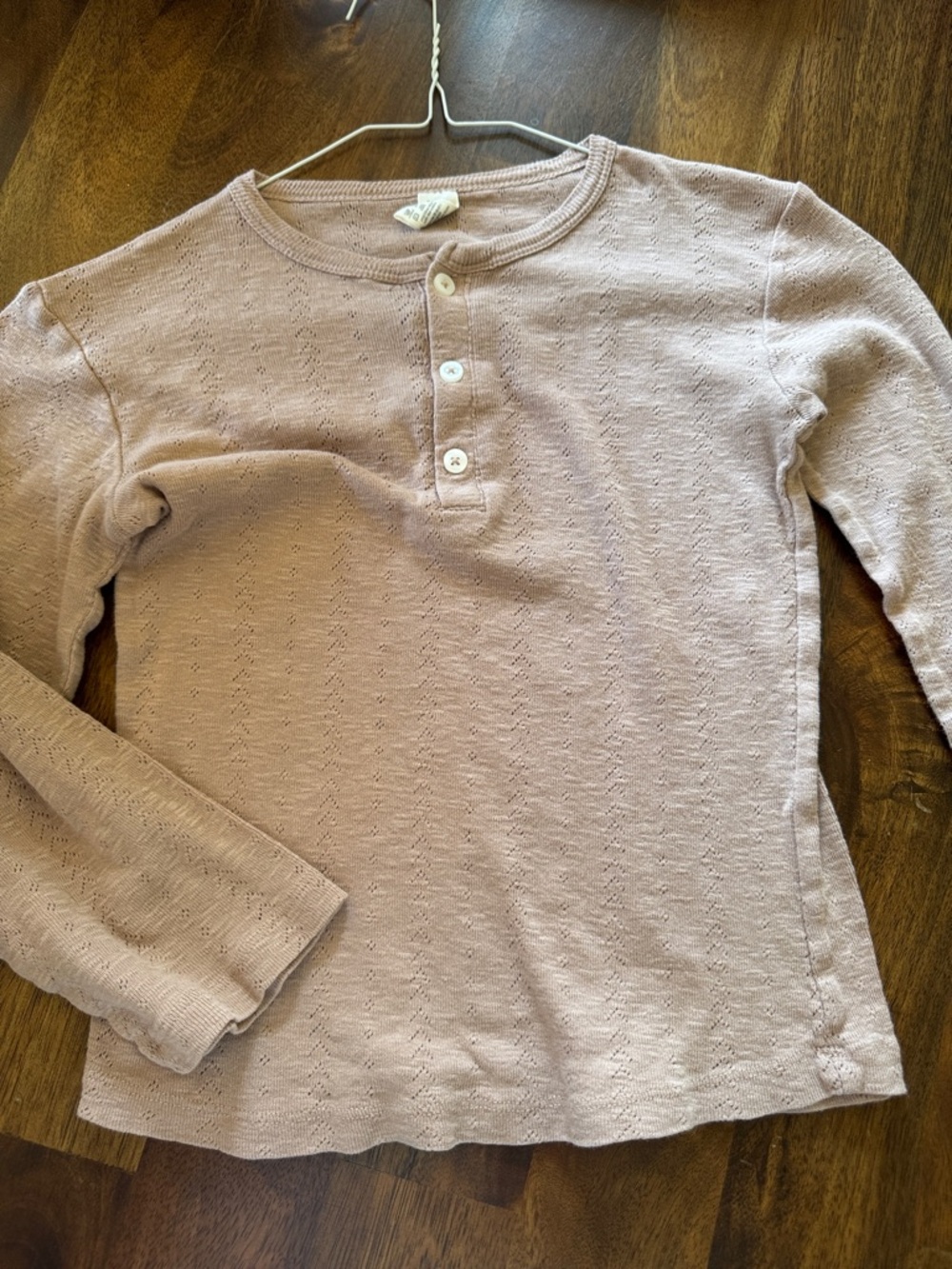 Kate Quinn Henley long sleeve